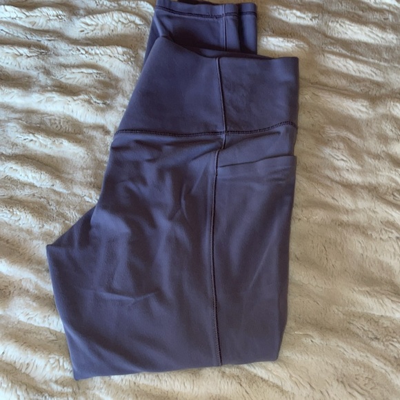 Athleta Salutation Stash 7/8 legging - Picture 11 of 11